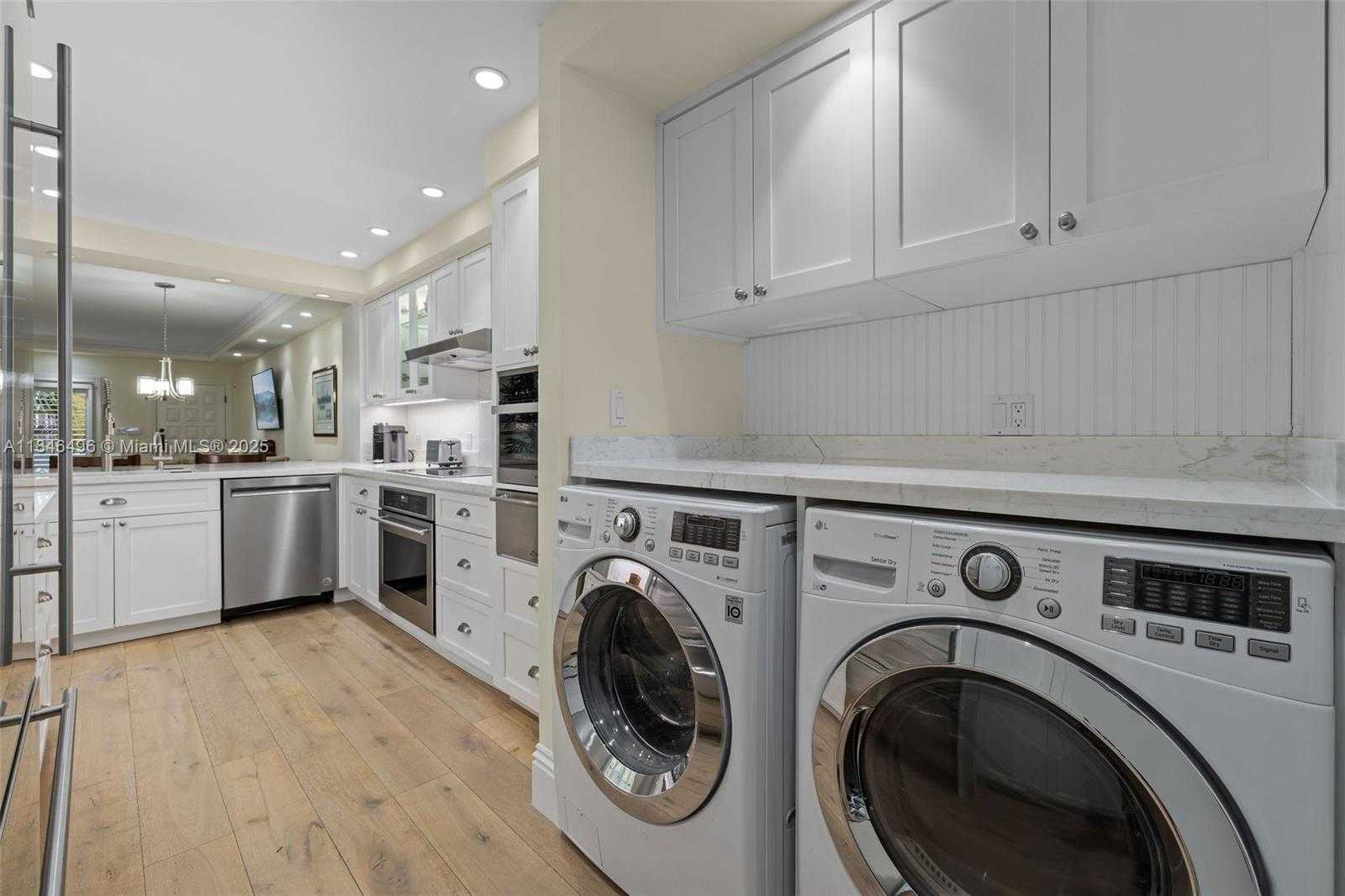 Small Image of 2600 CARDENA ST #2, Coral Gables Number 10