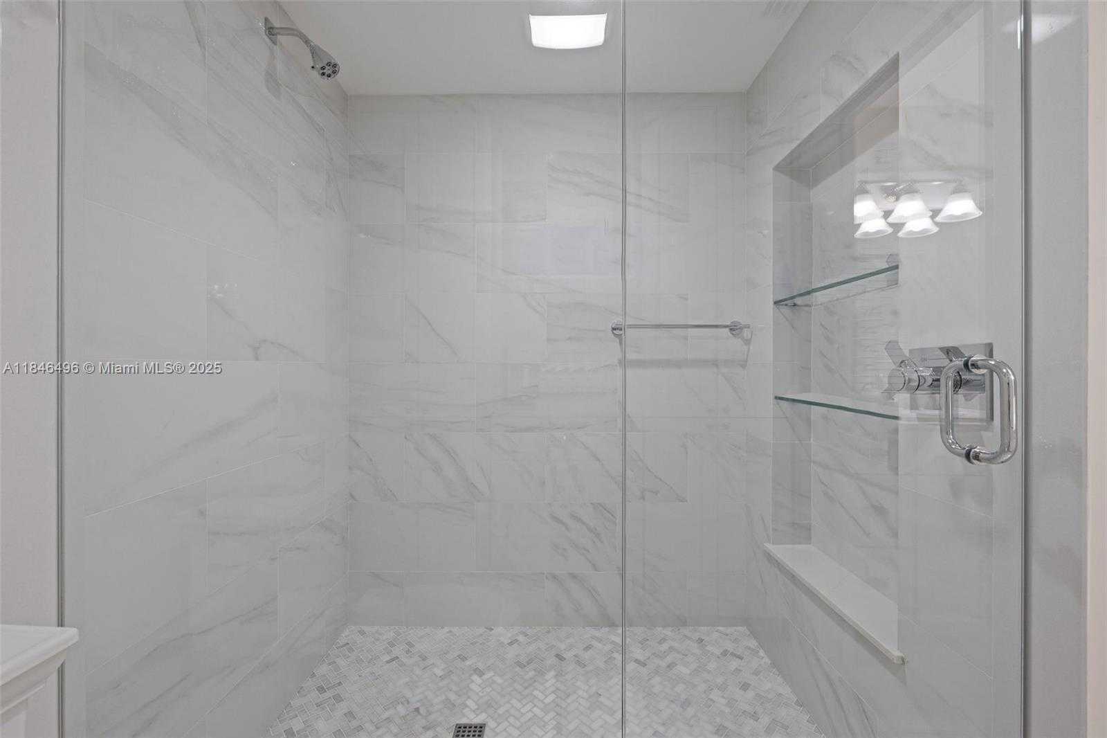 Small Image of 2600 CARDENA ST #2, Coral Gables Number 20