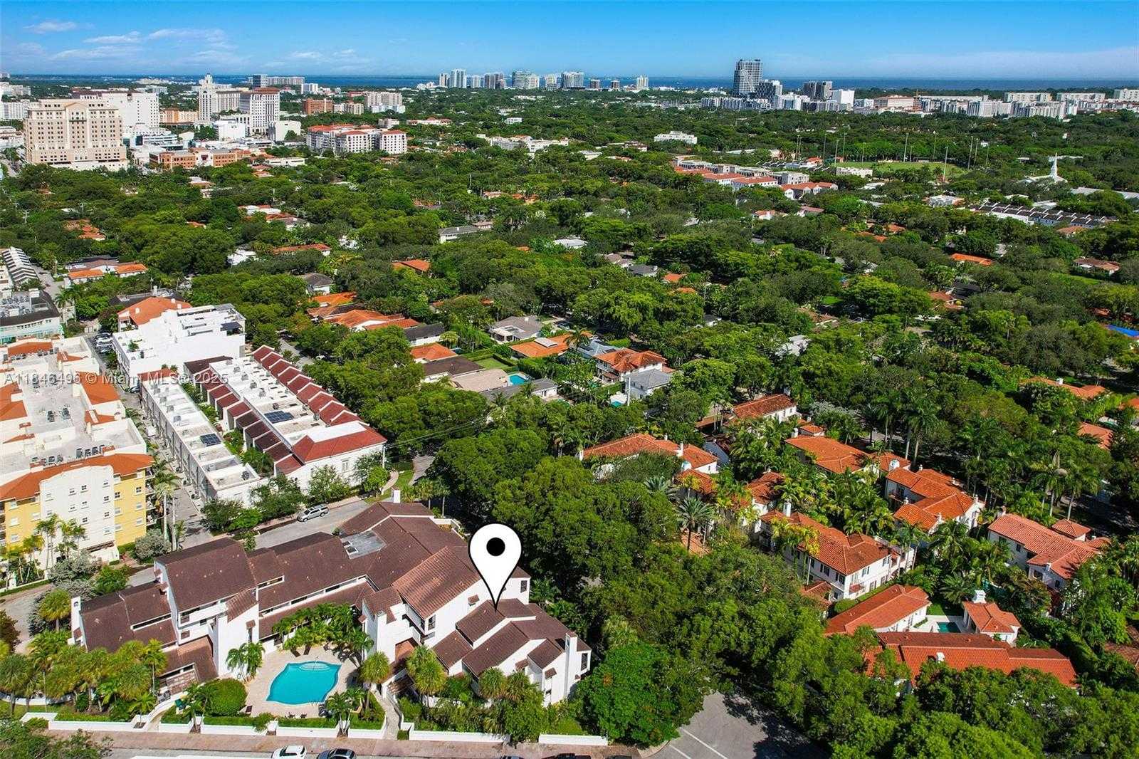 Small Image of 2600 CARDENA ST #2, Coral Gables Number 30
