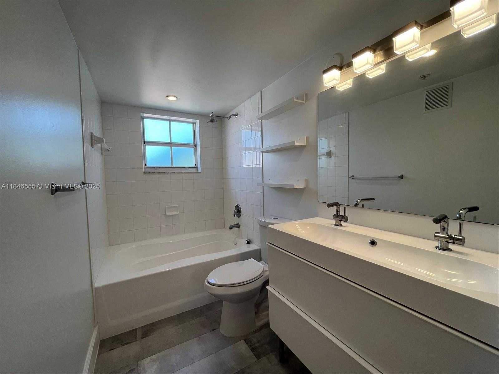 Small Image of 2031 RENAISSANCE BLVD #308, Miramar Number 11