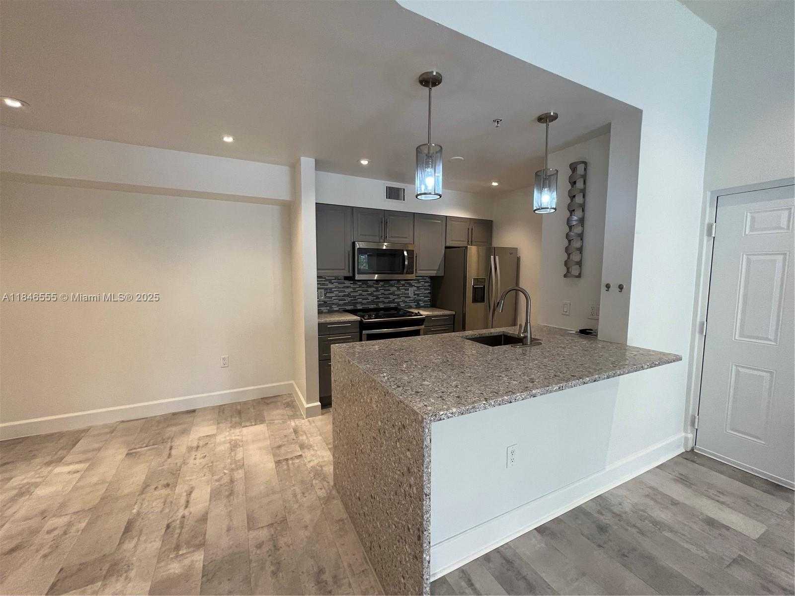 Small Image of 2031 RENAISSANCE BLVD #308, Miramar Number 3
