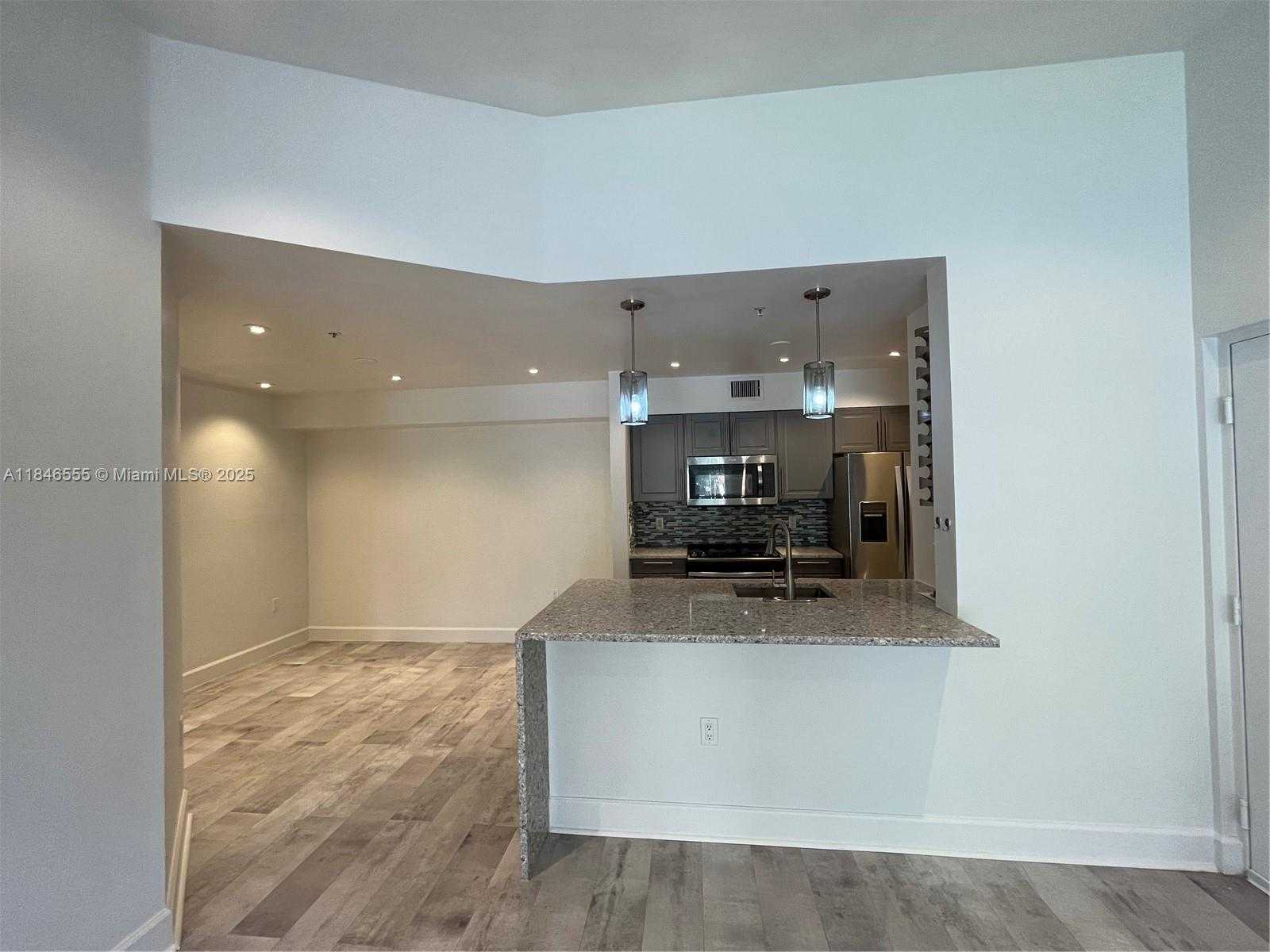 Small Image of 2031 RENAISSANCE BLVD #308, Miramar Number 4