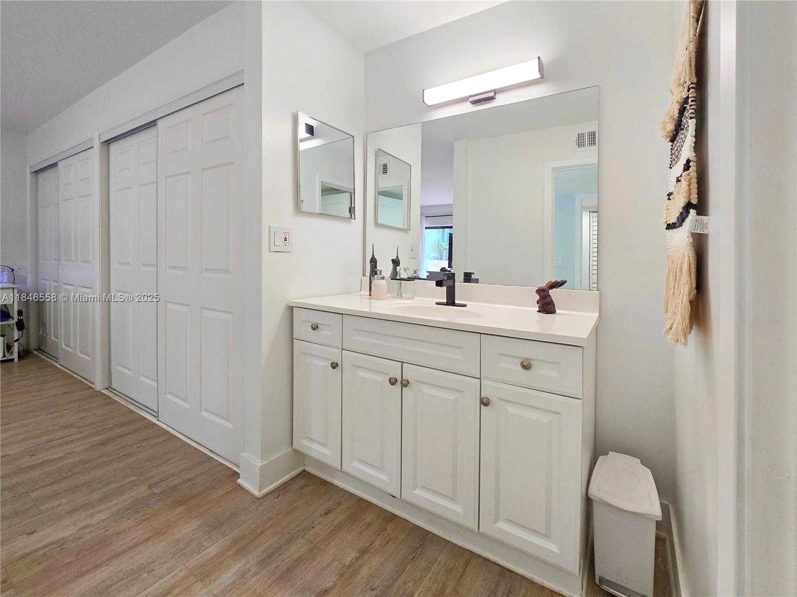 Small Image of 20466 NORTH EAST 34TH CT #1, Aventura Number 18