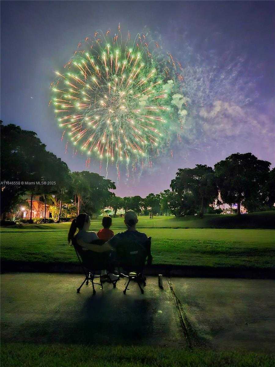 Imagen de Pequeño Objeto
