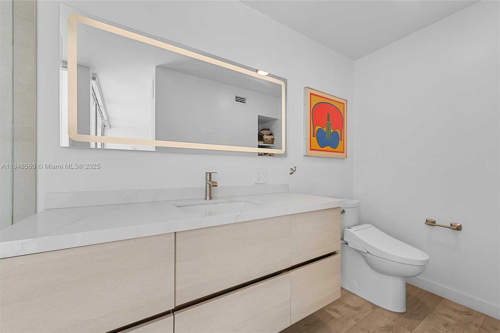 Small Image of 3128 CENTER ST #3, Miami Number 11