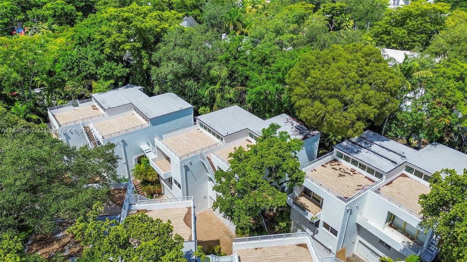 Small Image of 3128 CENTER ST #3, Miami Number 19