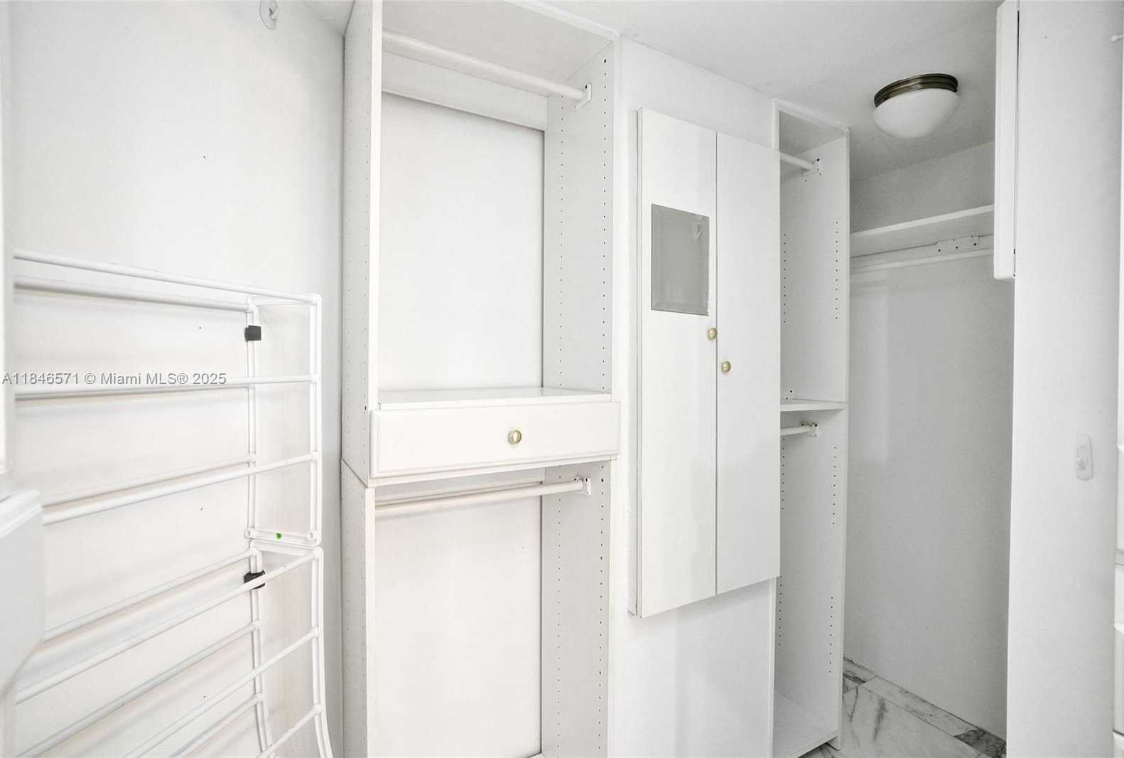 Small Image of 19101 MYSTIC POINTE DR #1711, Aventura Number 47