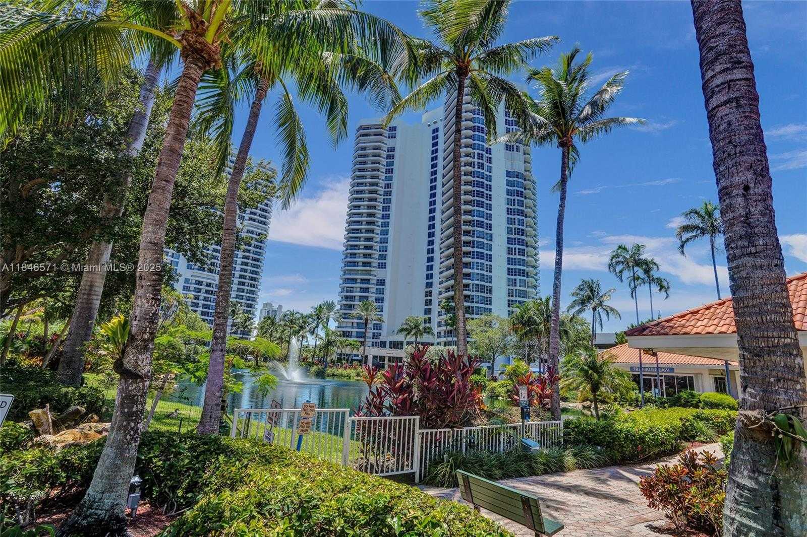 Small Image of 19101 MYSTIC POINTE DR #1711, Aventura Number 51
