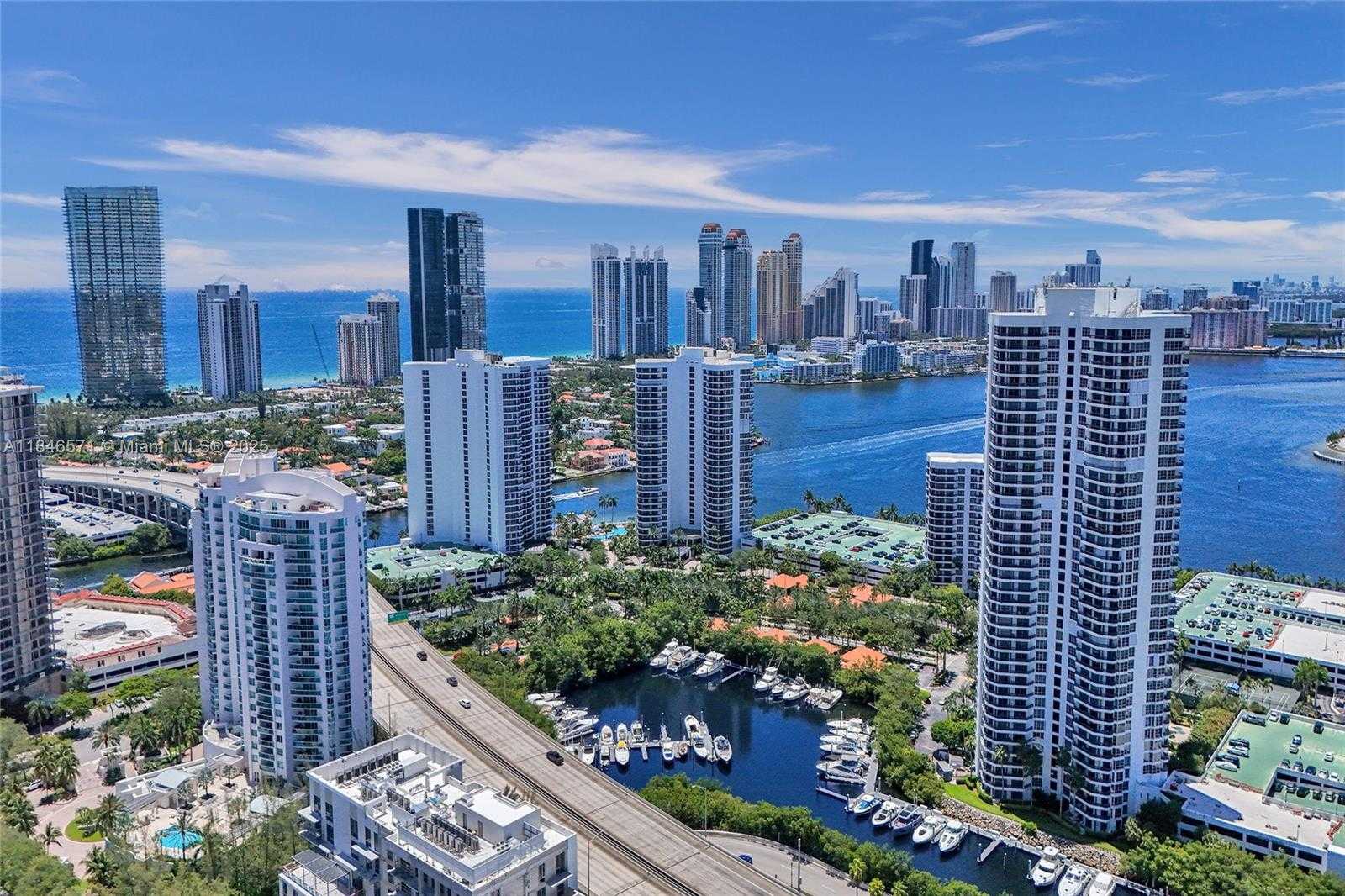 Small Image of 19101 MYSTIC POINTE DR #1711, Aventura Number 63