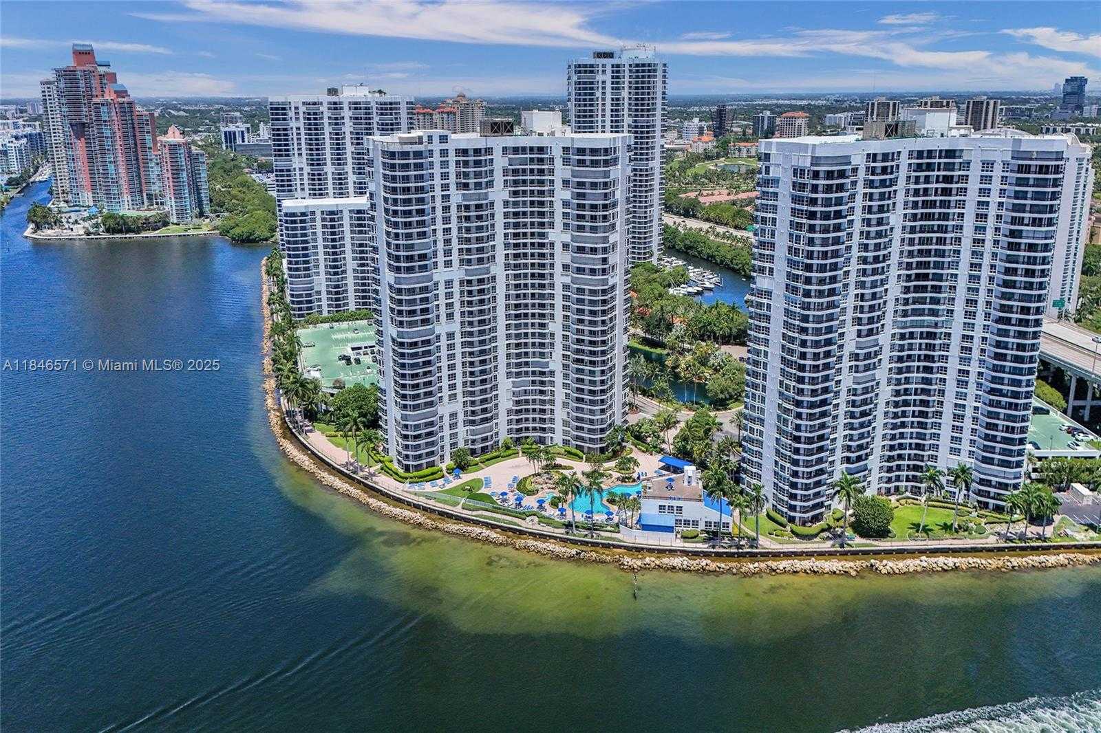 Small Image of 19101 MYSTIC POINTE DR #1711, Aventura Number 70
