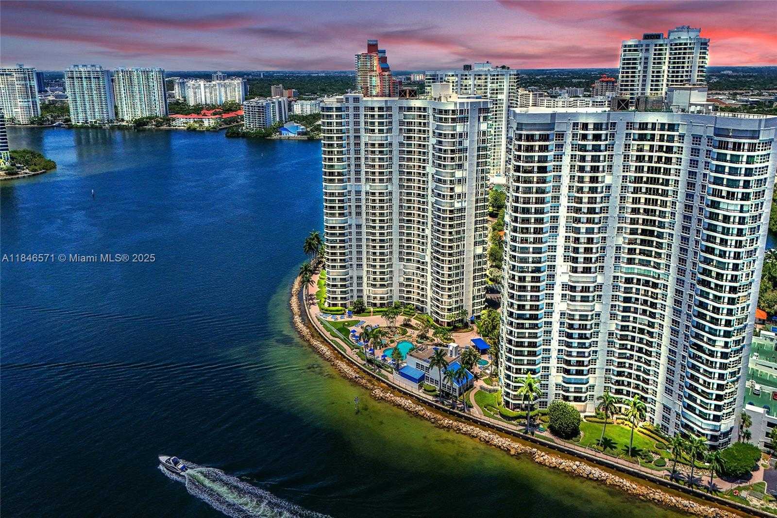 Small Image of 19101 MYSTIC POINTE DR #1711, Aventura Number 74
