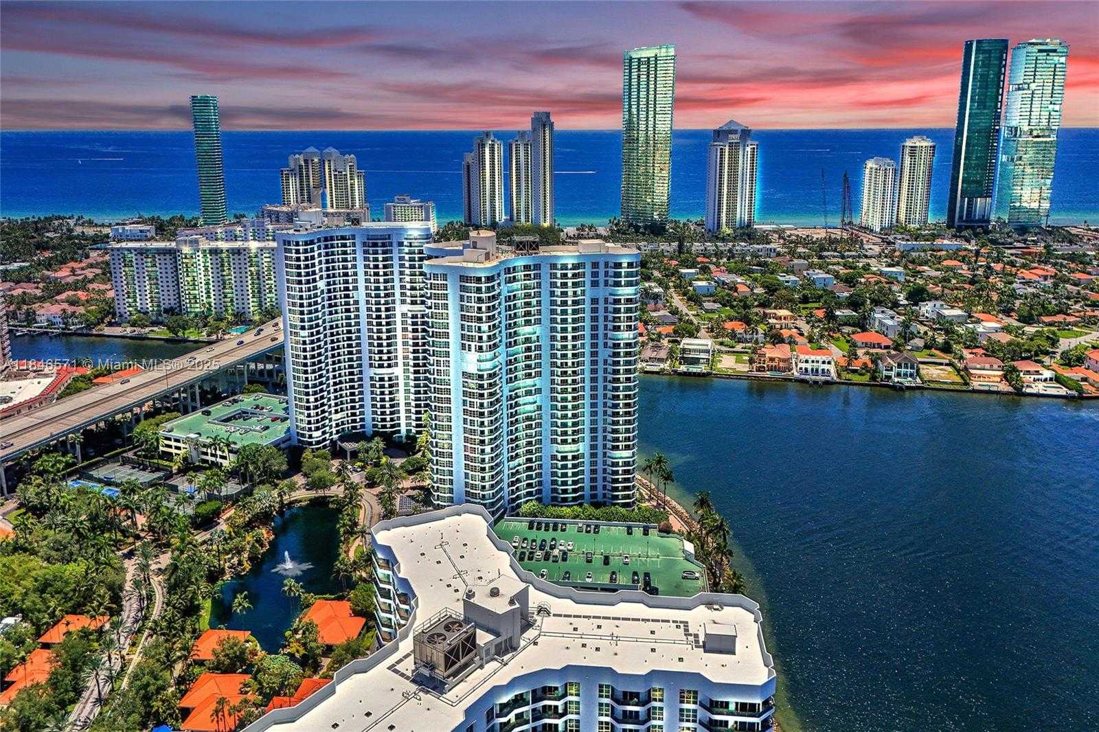 Small Image of 19101 MYSTIC POINTE DR #1711, Aventura Number 75