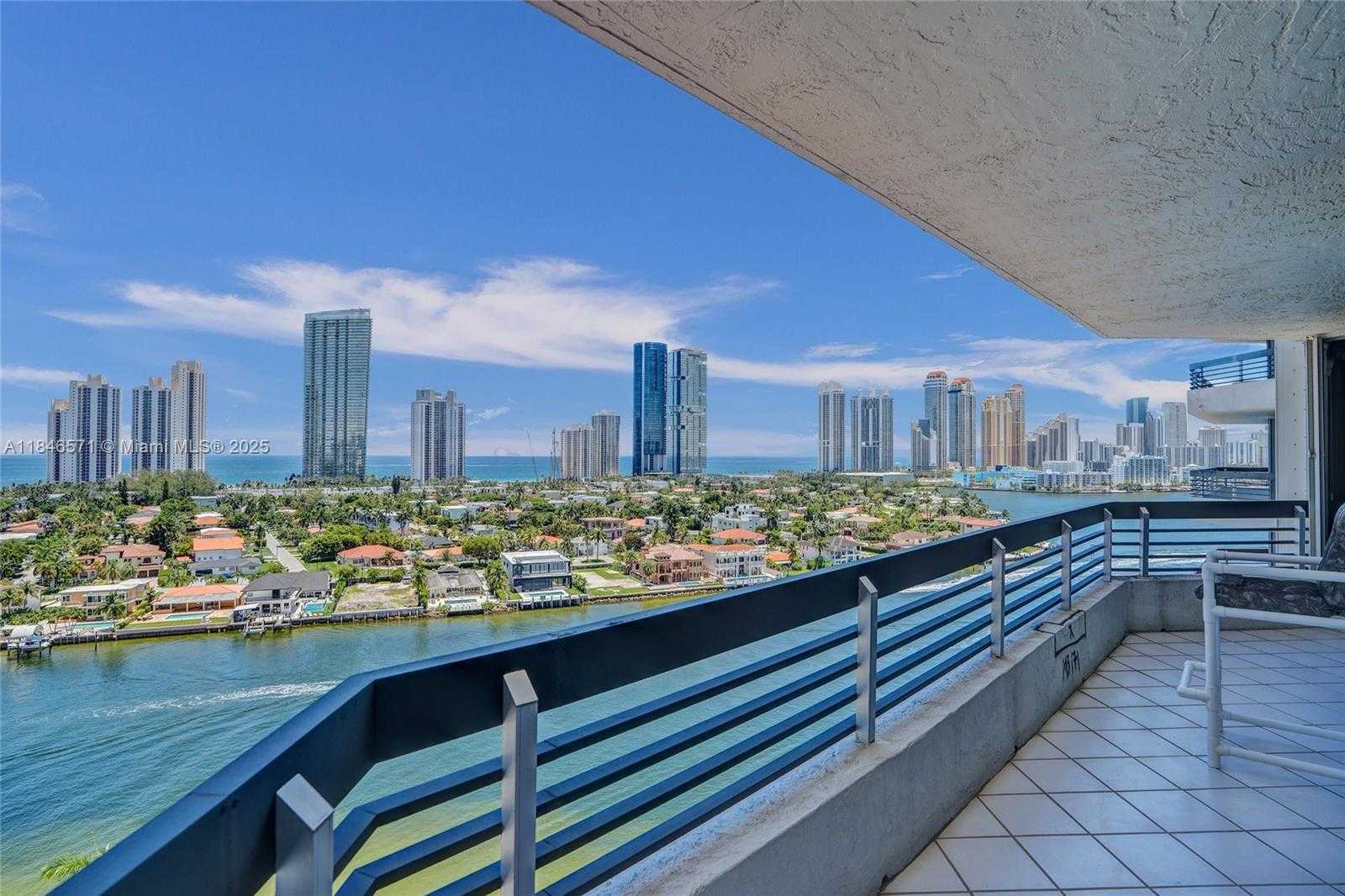 Small Image of 19101 MYSTIC POINTE DR #1711, Aventura Number 8