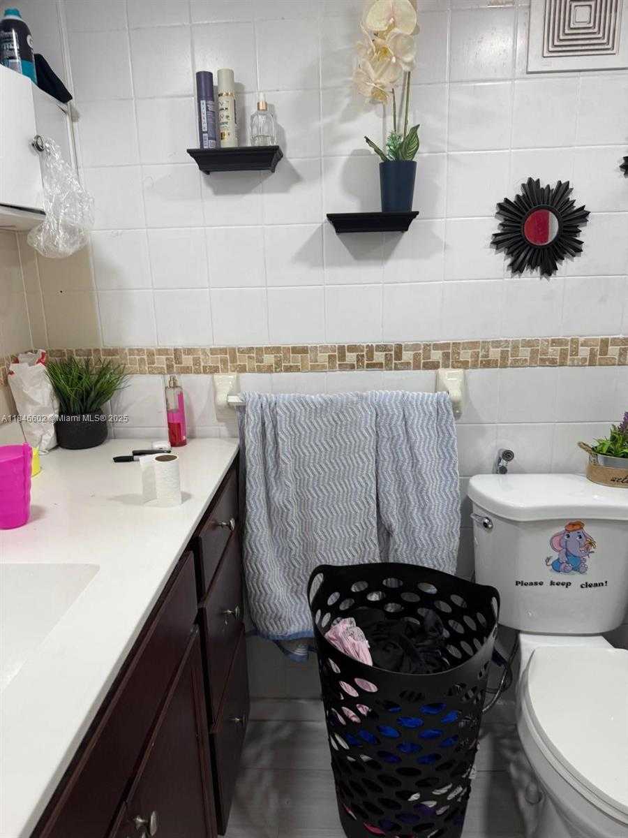 Small Image of 1900 WEST 68TH ST #G103, Hialeah Number 4