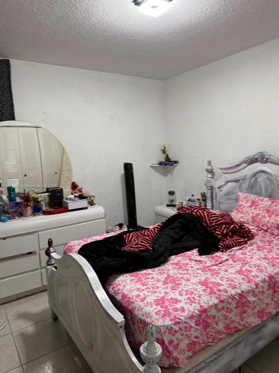 Small Image of 1900 WEST 68TH ST #G103, Hialeah Number 5