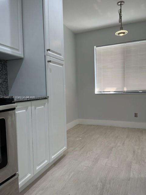Small Image of 447 LAKEVIEW DRIVE #5, Weston Number 10