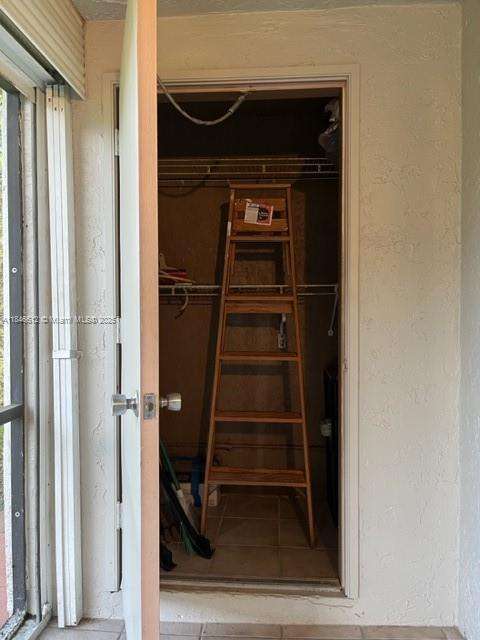 Small Image of 447 LAKEVIEW DRIVE #5, Weston Number 23