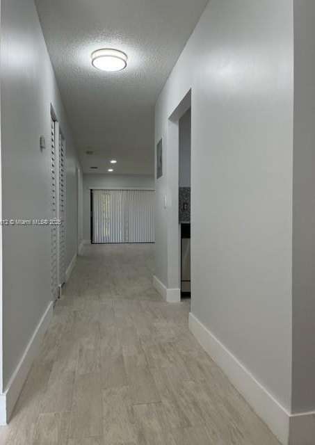 Small Image of 447 LAKEVIEW DRIVE #5, Weston Number 3