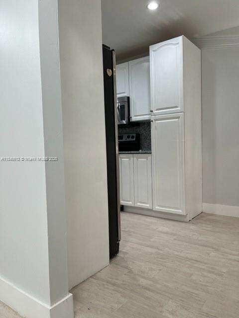 Small Image of 447 LAKEVIEW DRIVE #5, Weston Number 6
