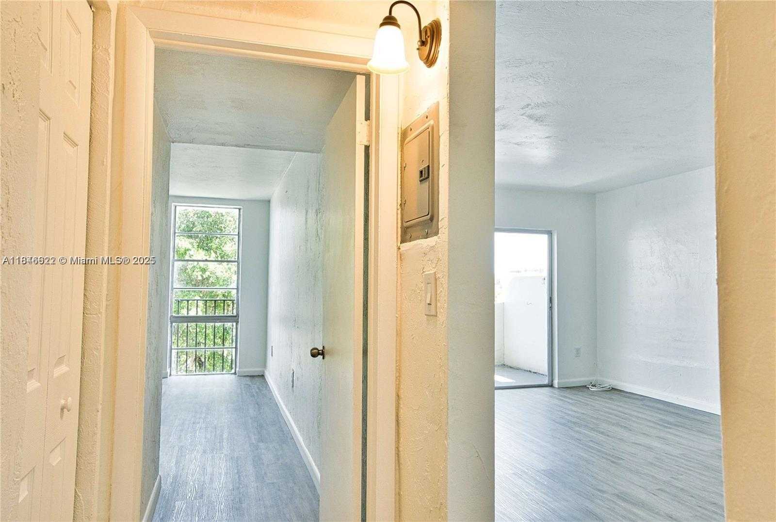 Small Image of 6890 NORTH KENDALL DR #B406, Pinecrest Number 11