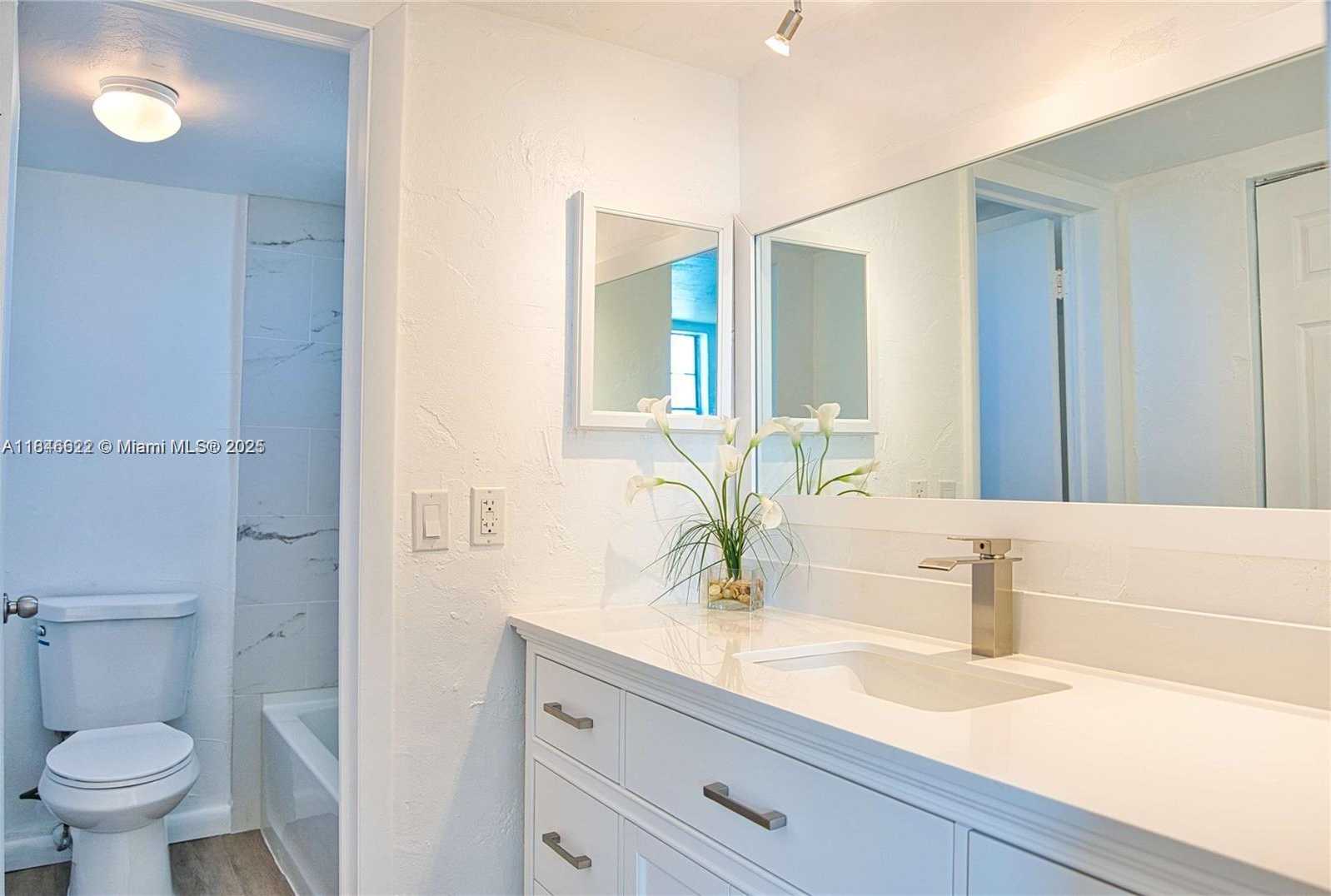 Small Image of 6890 NORTH KENDALL DR #B406, Pinecrest Number 14