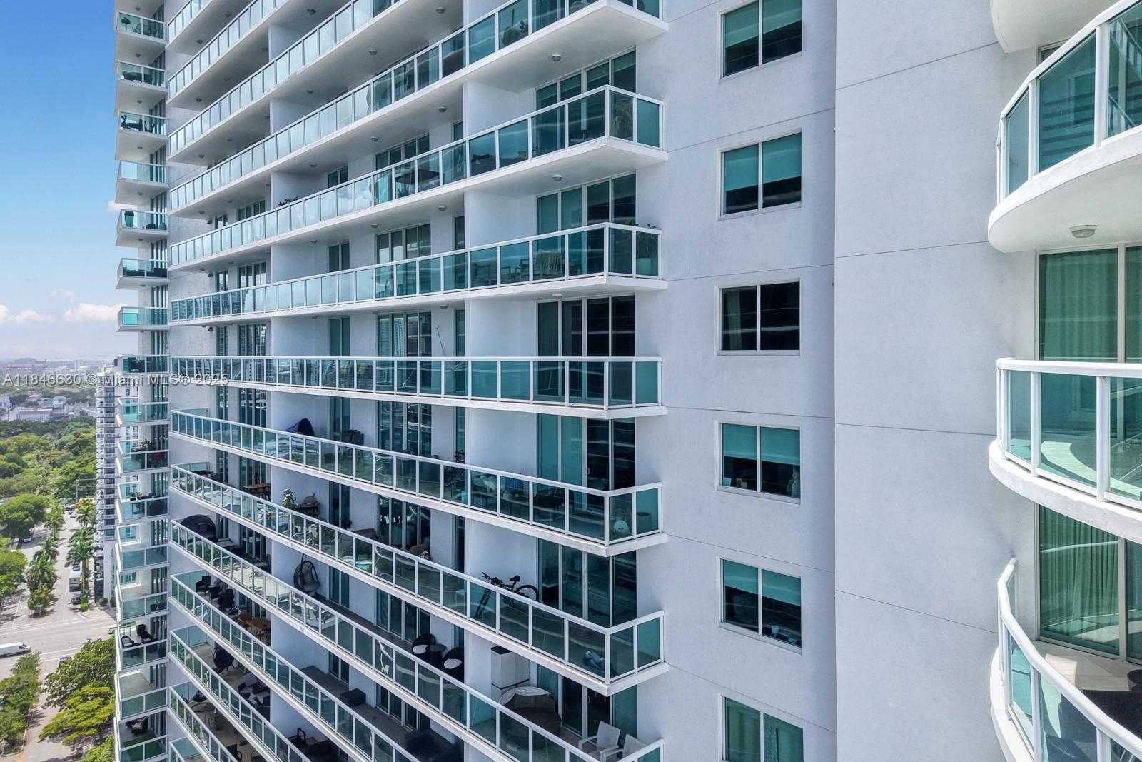 Small Image of 1800 NORTH BAYSHORE DR #2511, Miami Number 21