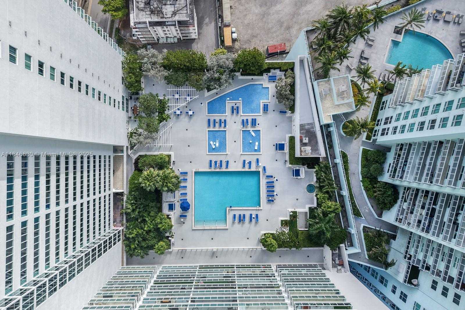 Small Image of 1800 NORTH BAYSHORE DR #2511, Miami Number 26