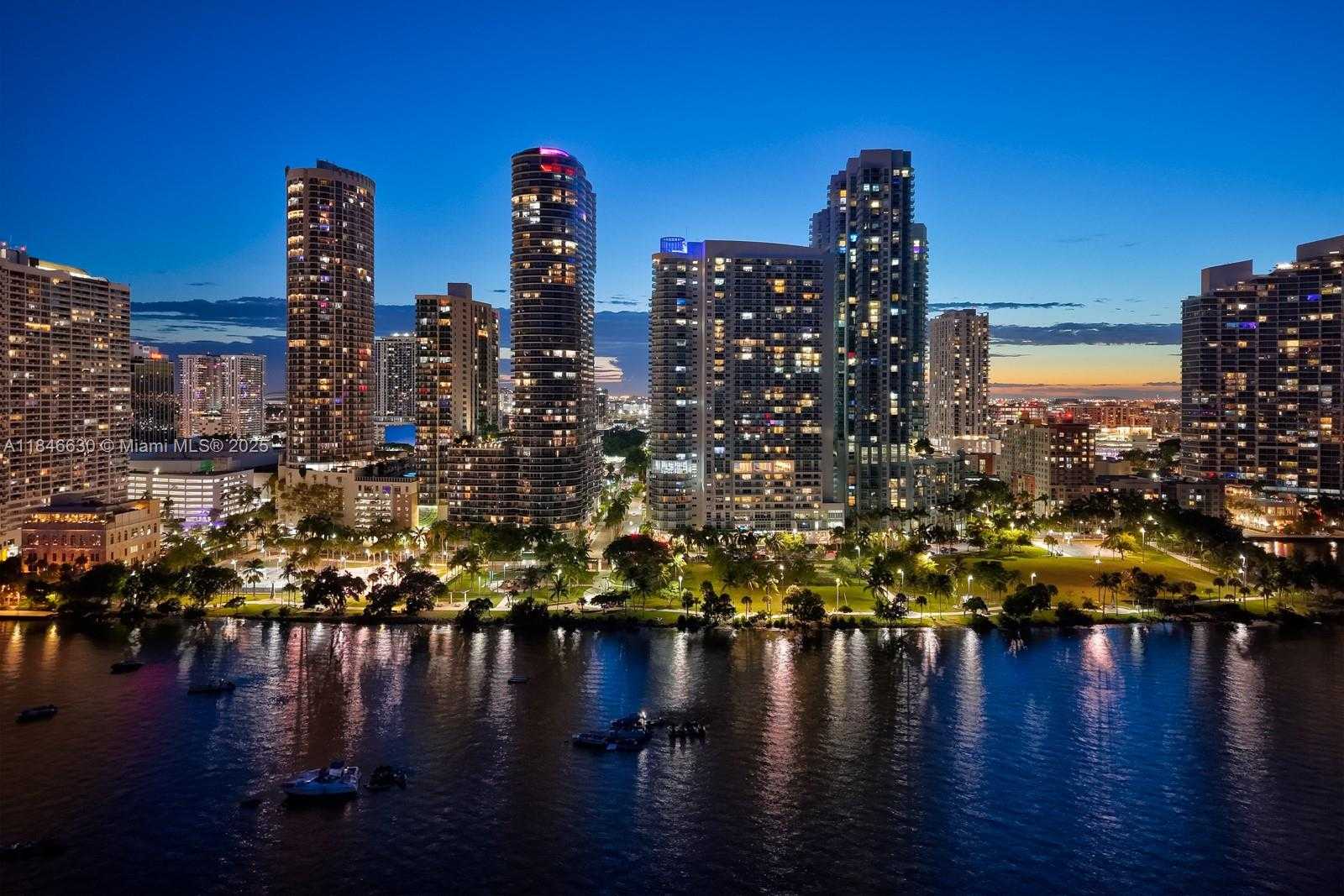 Small Image of 1800 NORTH BAYSHORE DR #2511, Miami Number 53