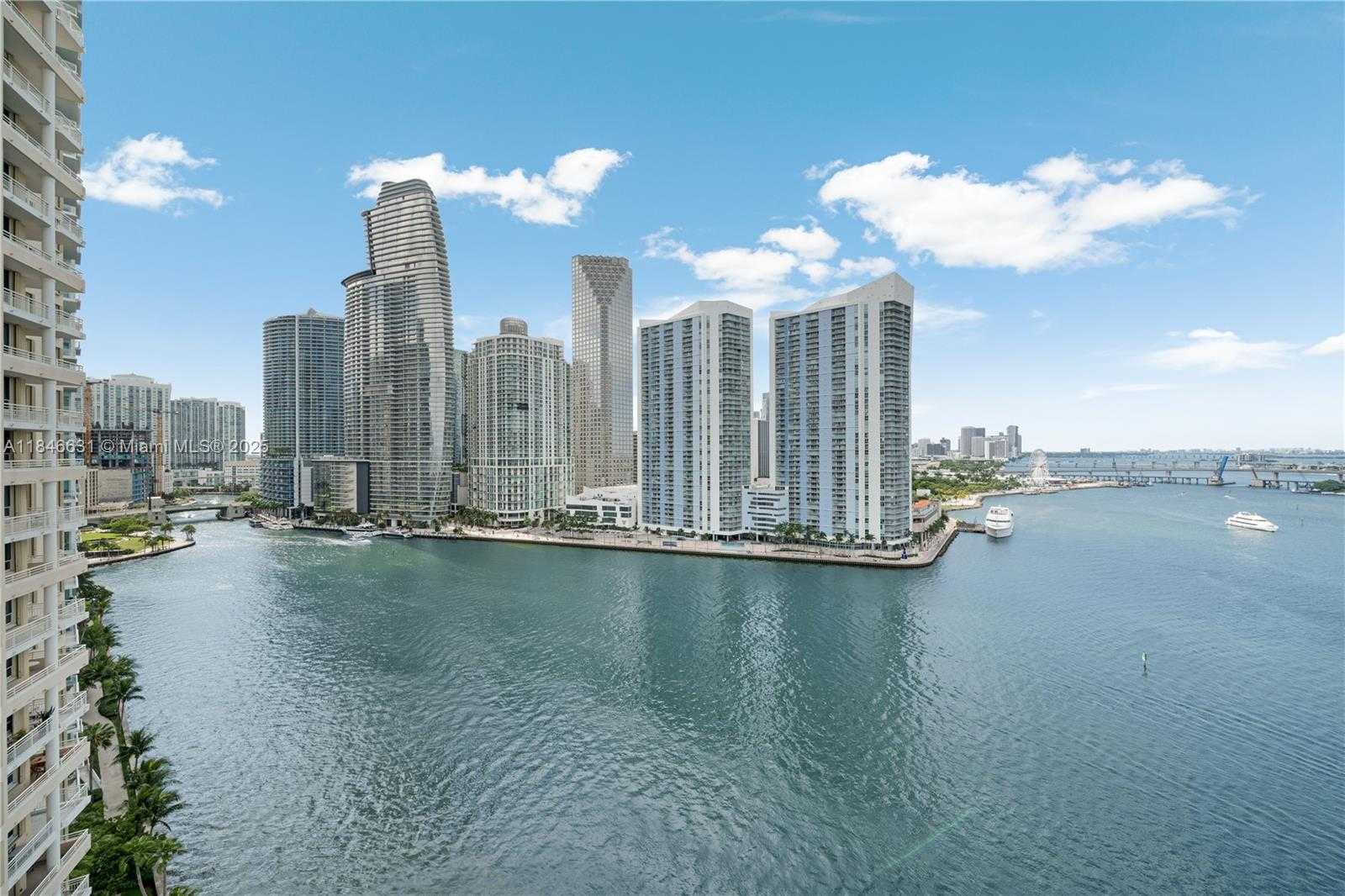Small Image of 888 BRICKELL KEY DR #1912, Miami Number 2
