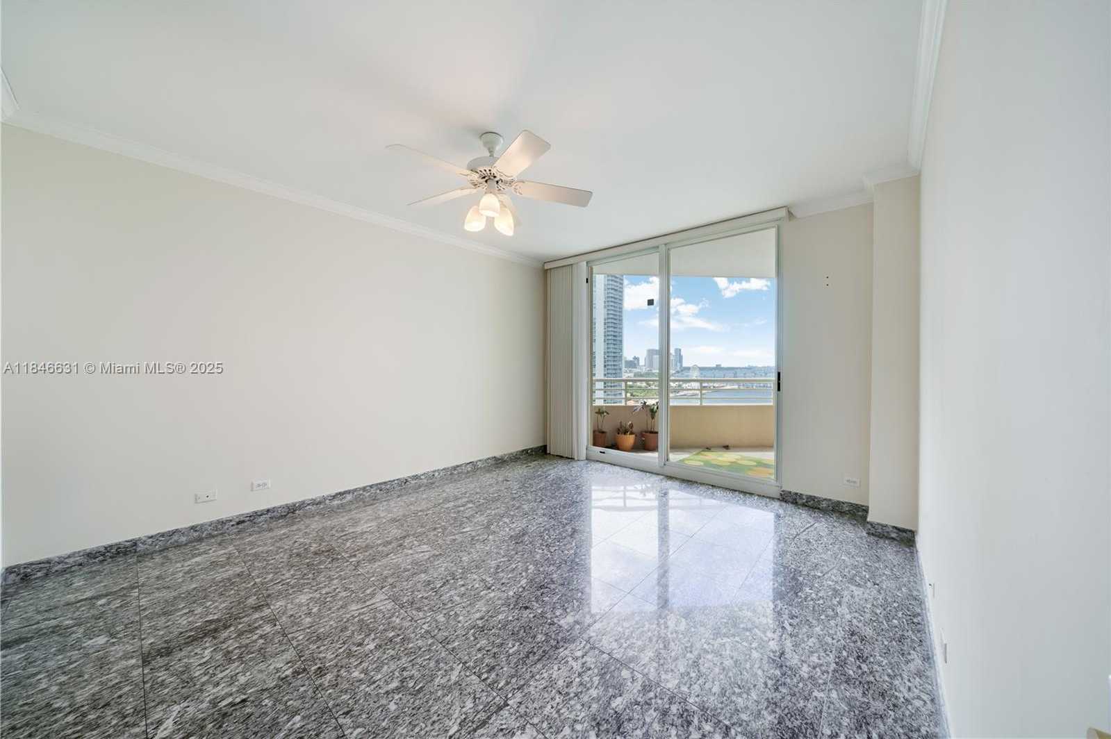 Small Image of 888 BRICKELL KEY DR #1912, Miami Number 22