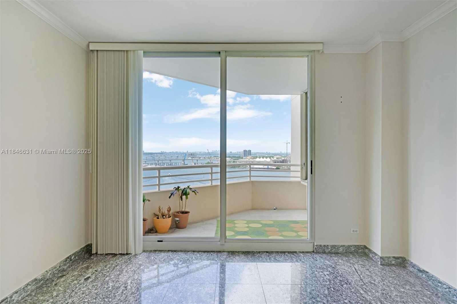 Small Image of 888 BRICKELL KEY DR #1912, Miami Number 23