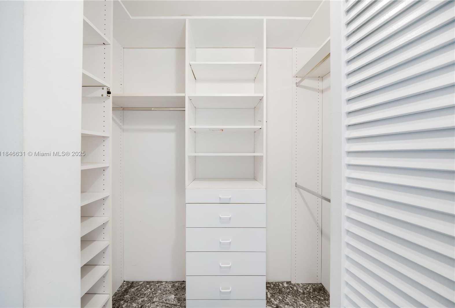 Small Image of 888 BRICKELL KEY DR #1912, Miami Number 24