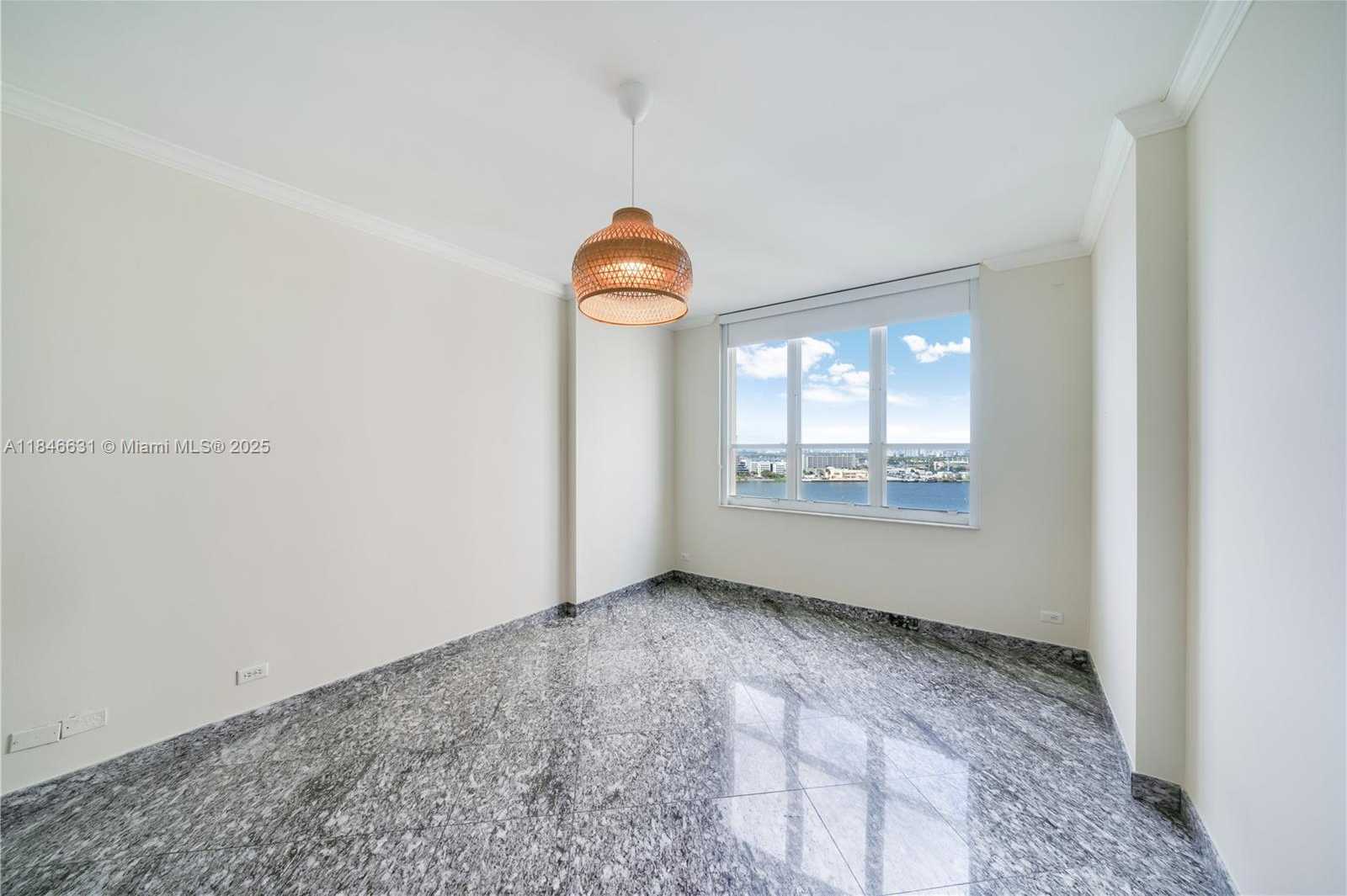 Small Image of 888 BRICKELL KEY DR #1912, Miami Number 28