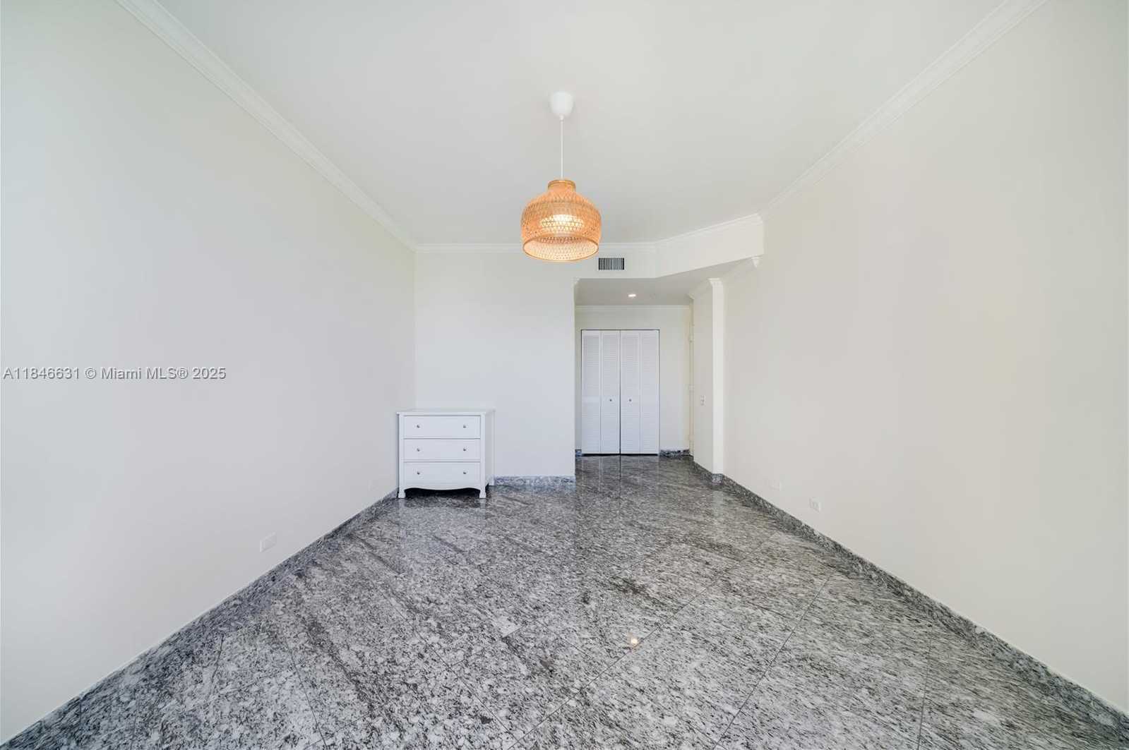 Small Image of 888 BRICKELL KEY DR #1912, Miami Number 29