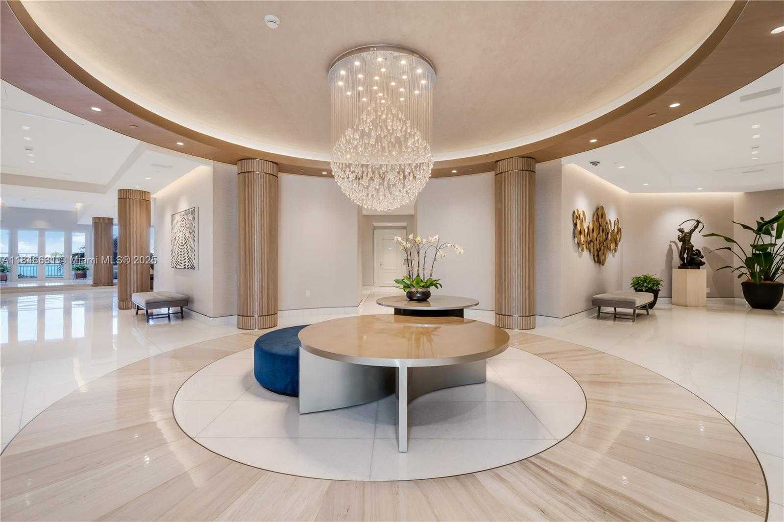 Small Image of 888 BRICKELL KEY DR #1912, Miami Number 3