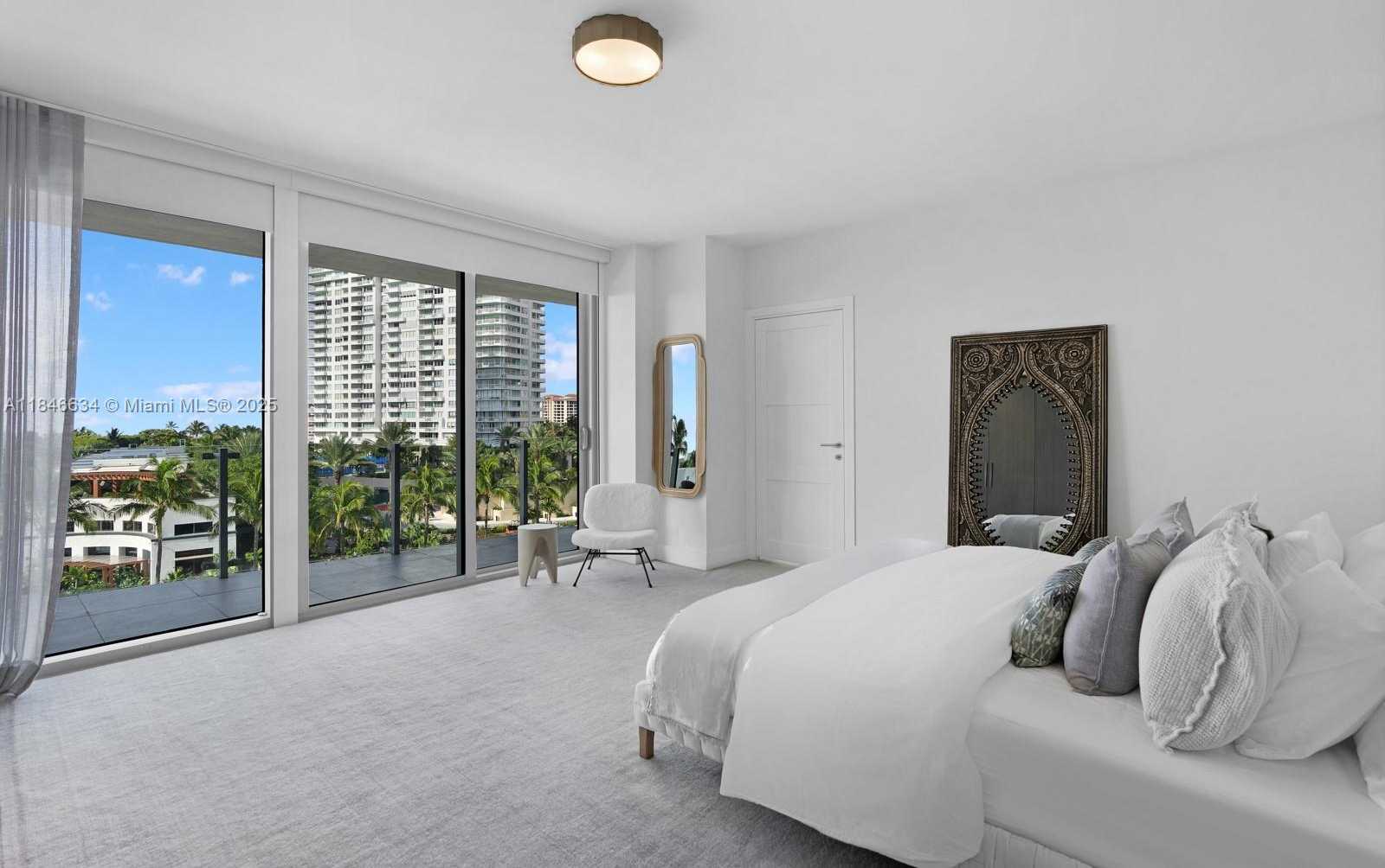 Small Image of 1 COLLINS AVE #605, Miami Beach Number 10