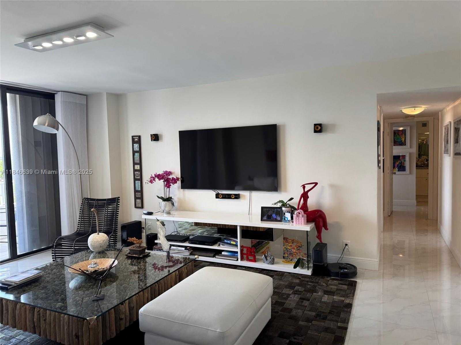 Small Image of 20225 NORTH EAST 34TH CT #517, Aventura Number 8