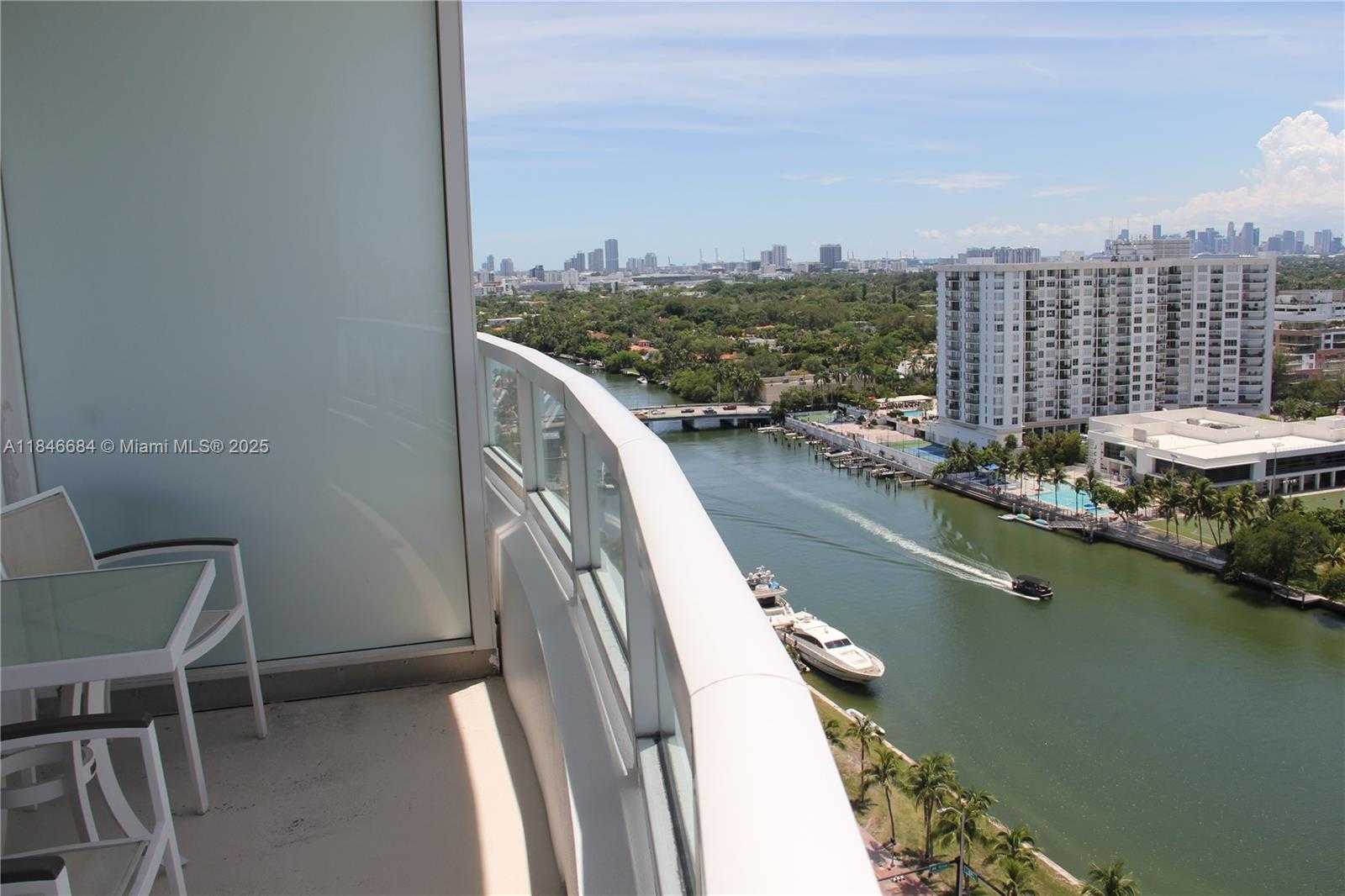 Small Image of 4401 COLLINS AVE #1915/1917, Miami Beach Number 46
