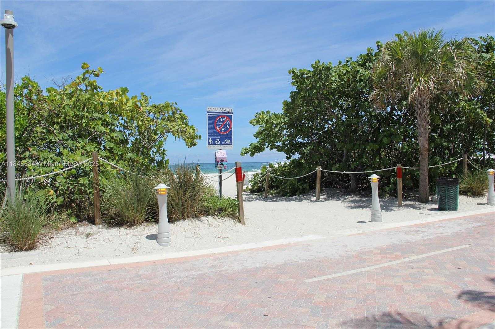 Small Image of 4401 COLLINS AVE #1915/1917, Miami Beach Number 61