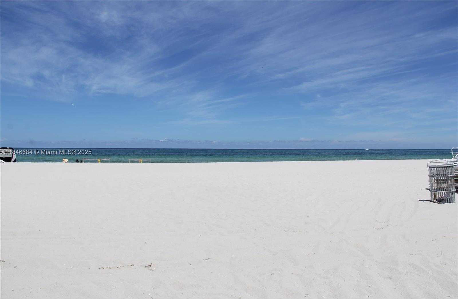 Small Image of 4401 COLLINS AVE #1915/1917, Miami Beach Number 62