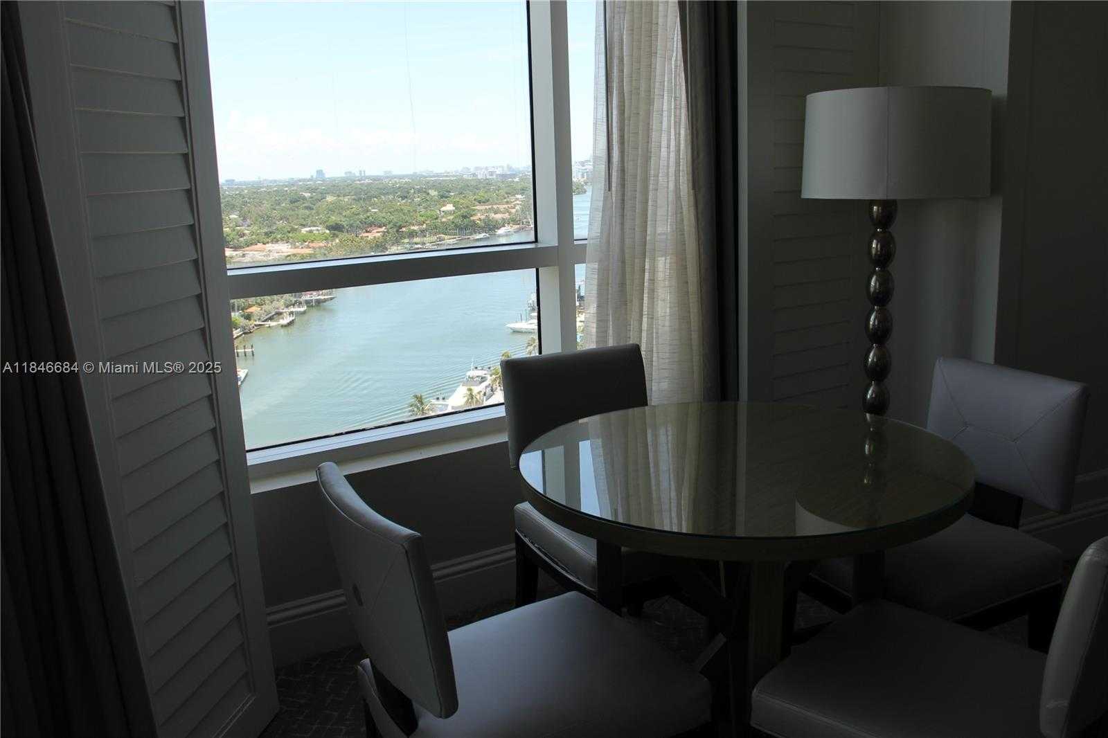 Small Image of 4401 COLLINS AVE #1915/1917, Miami Beach Number 9