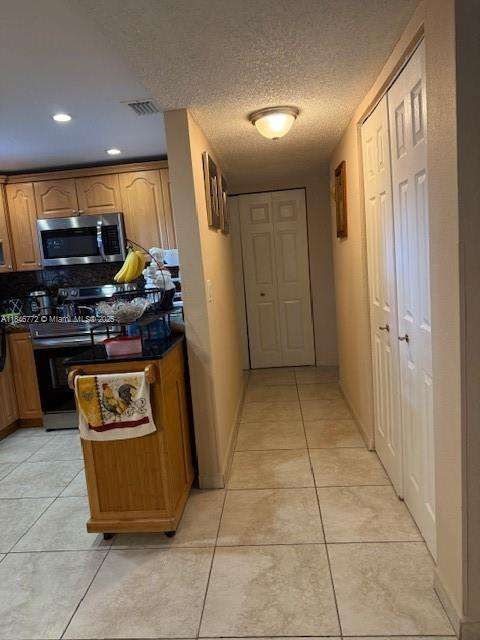 Small Image of 9357 FONTAINEBLEAU BLVD #D210, Miami Number 11