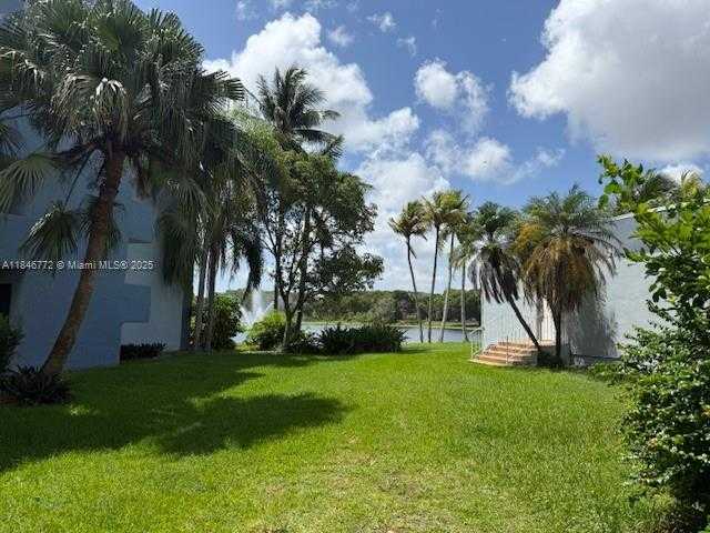 Small Image of 9357 FONTAINEBLEAU BLVD #D210, Miami Number 35