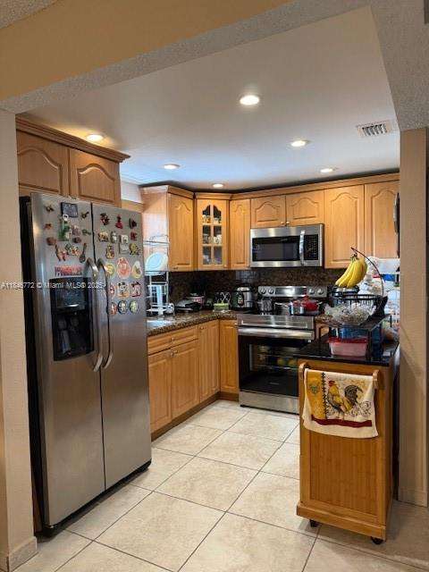 Small Image of 9357 FONTAINEBLEAU BLVD #D210, Miami Number 5