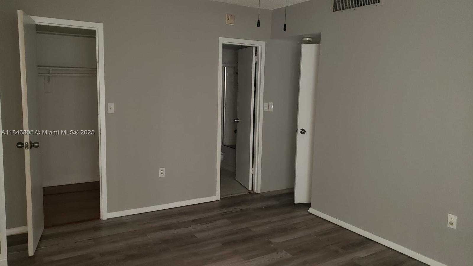 Small Image of 200 177TH DR #402-3, Sunny Isles Beach Number 8