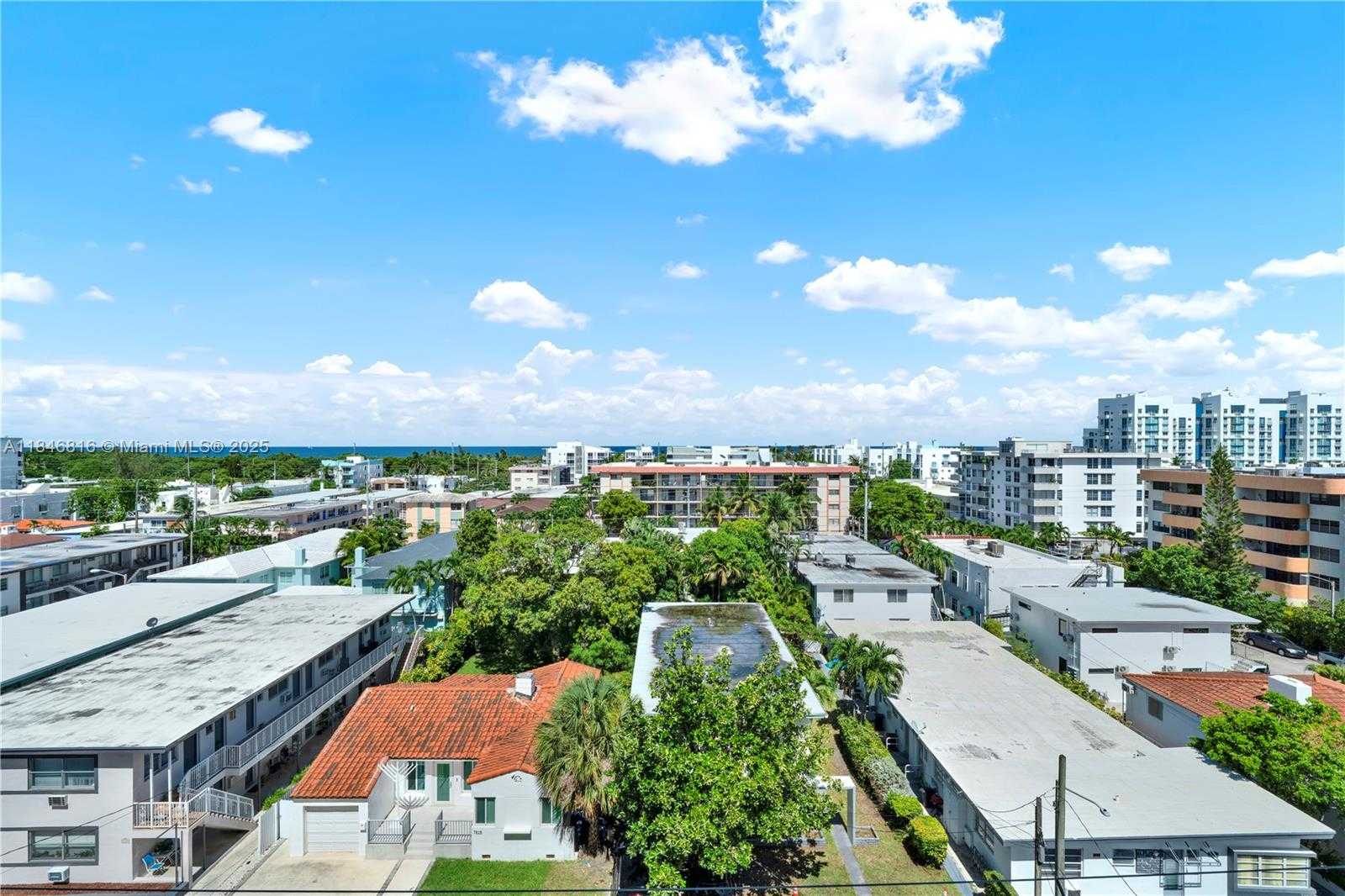 Small Image of 7850 BYRON AVE #702, Miami Beach Number 11