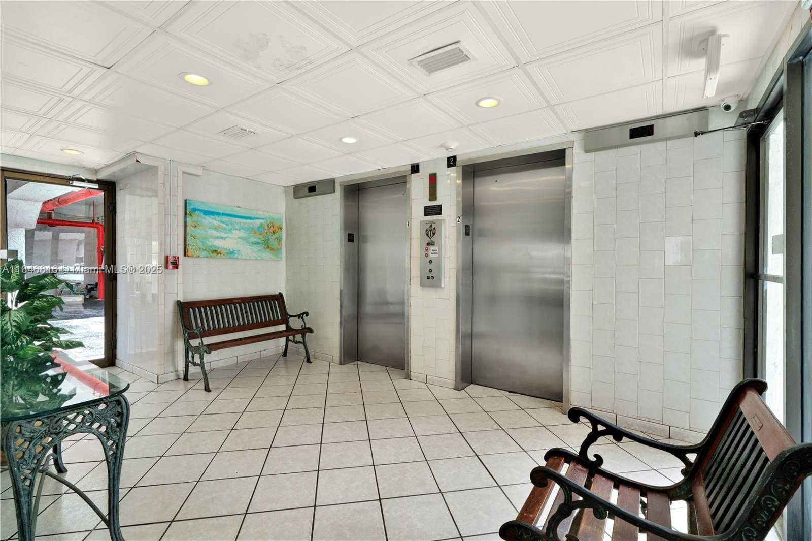 Small Image of 7850 BYRON AVE #702, Miami Beach Number 14