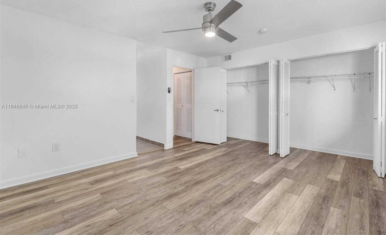 Small Image of 8218 SOUTH WEST 82ND CT, Miami Number 15