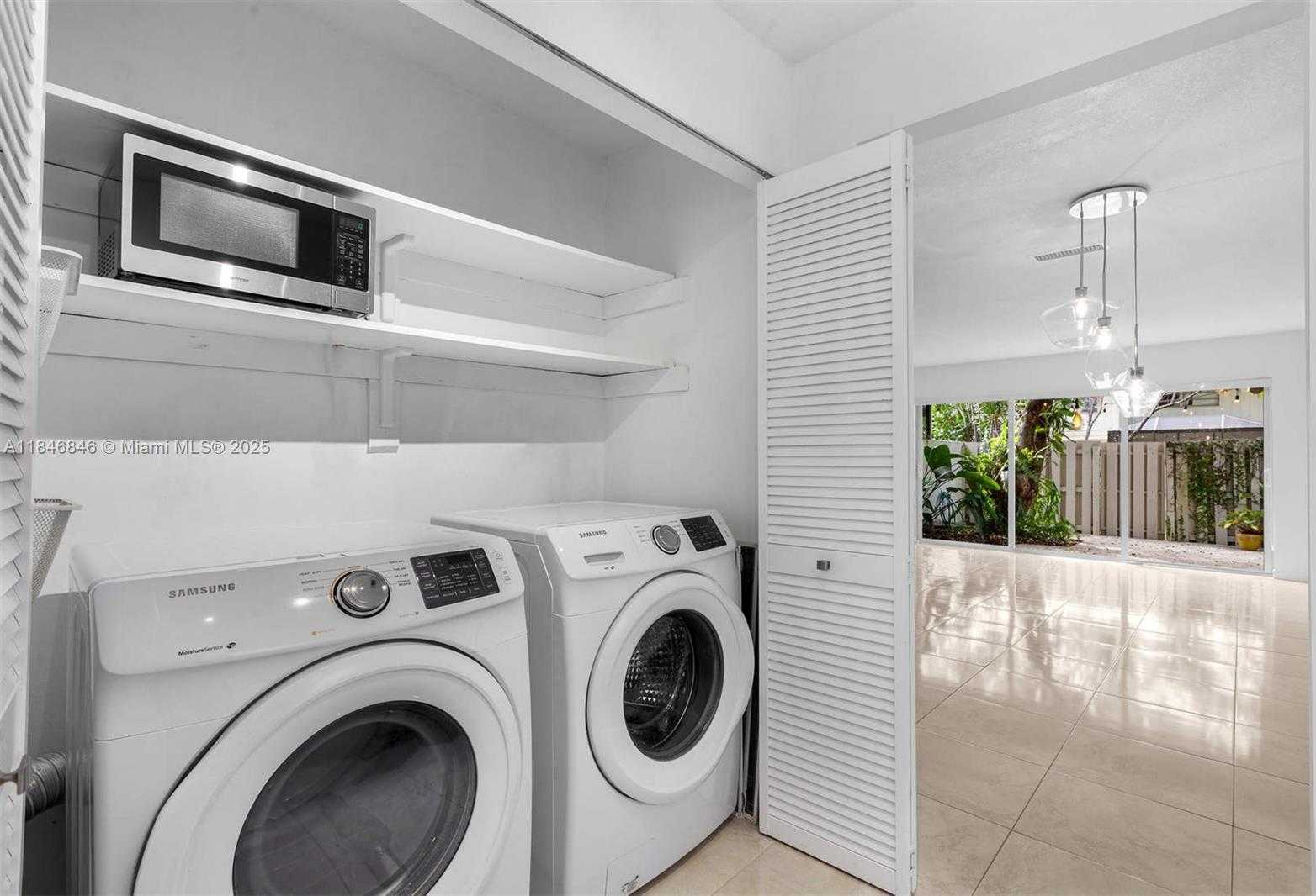 Small Image of 8218 SOUTH WEST 82ND CT, Miami Number 7