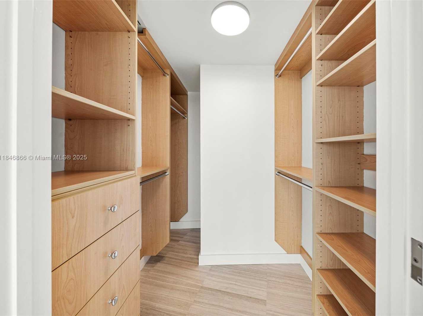 Small Image of 400 ALTON RD #1508, Miami Beach Number 14